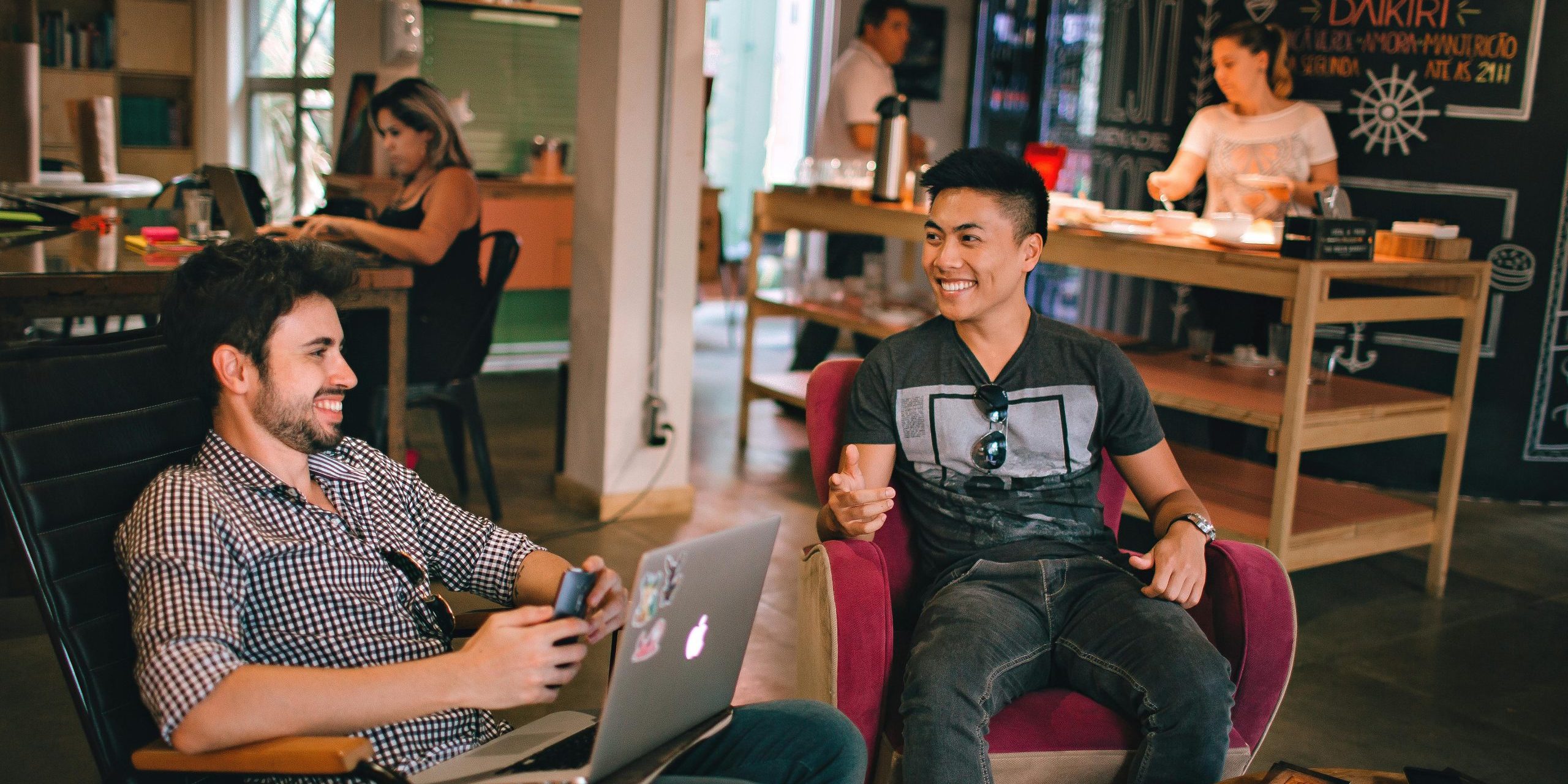 Broers overleggen over brede welvaart